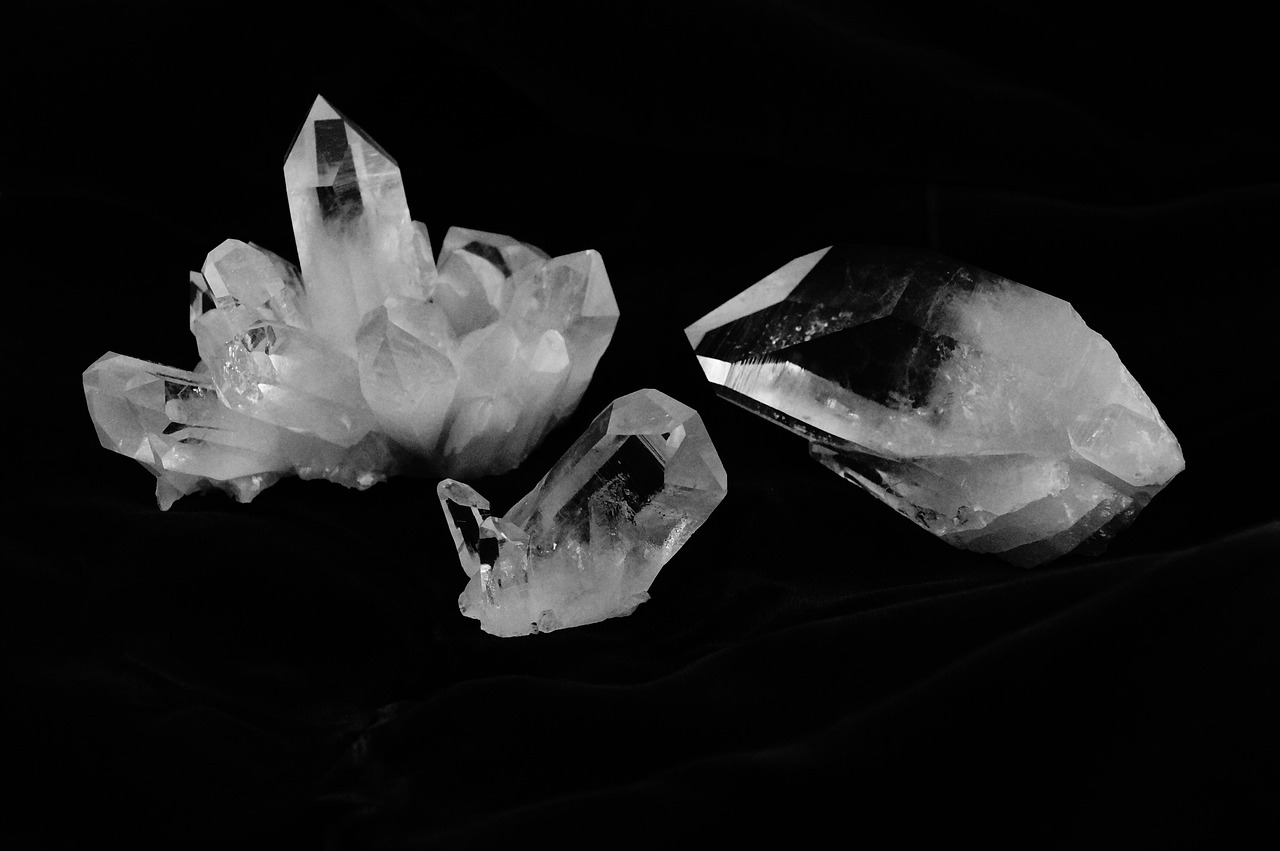 crystals, quartz, cluster, mineral, precious, rock, stone, gemstones, healing, nature, translucent, alternative, gem, natural, clear, crystalline, energy, geology, mystic, shiny, transparent, bright, dark, specimen, black energy, black rock, black stone, crystals, gemstones, healing, healing, healing, healing, healing, crystalline, geology